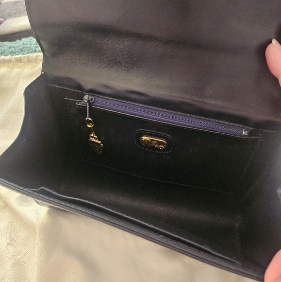 ✨️Nice Gucci Clutch Black with Light Gold GG Hardware - Picture 8 of 14